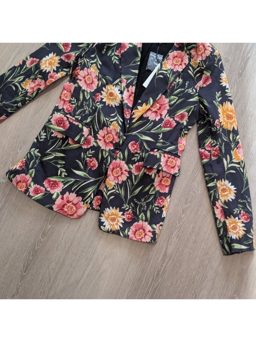 Olivaceous Floral Blazer Black Plus Size NWT - Picture 6 of 13